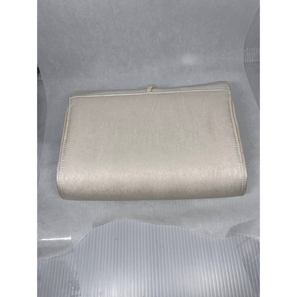 Vintage Silvery White Susan Gail Evening Bag - Picture 2 of 8